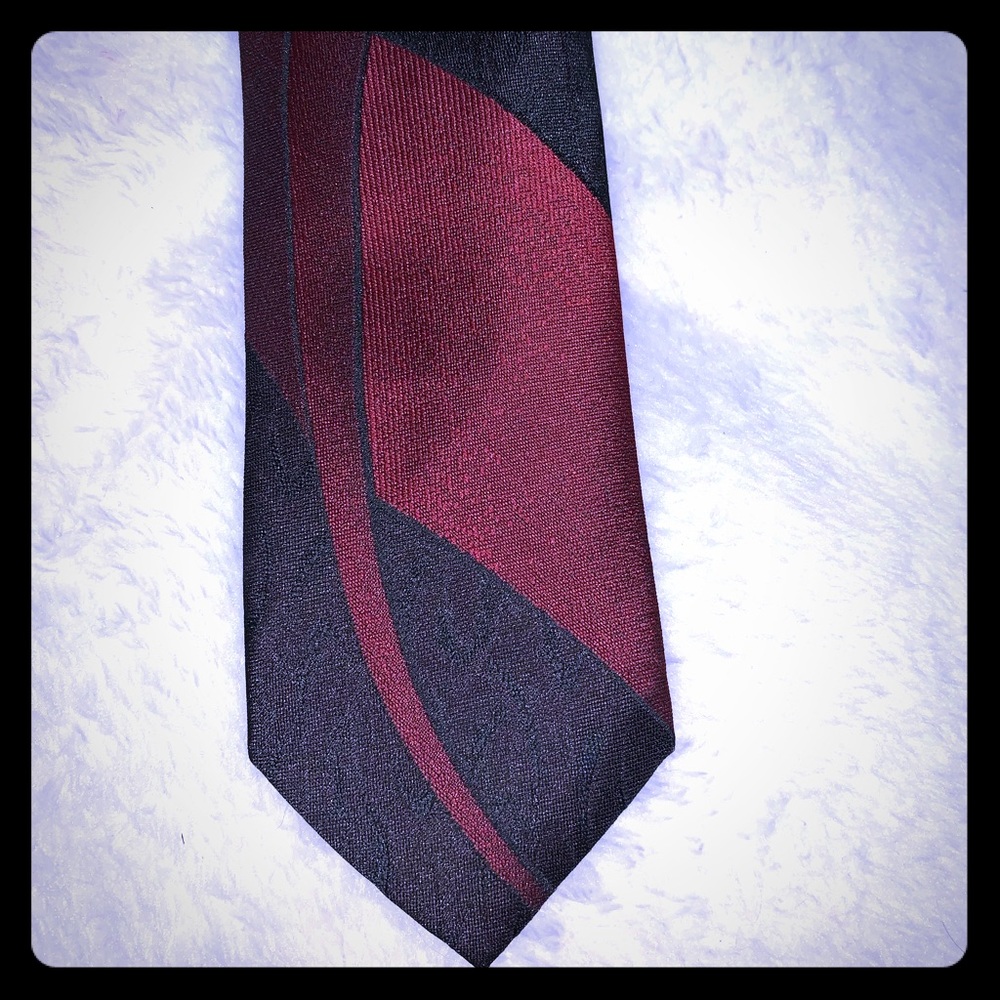 Beautiful Mickey tie